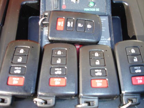 Lot of 5 toyota camry, avalon keyless entry remotes, fobs, denso hyq14fba.