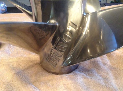 Bravo one prop with hub