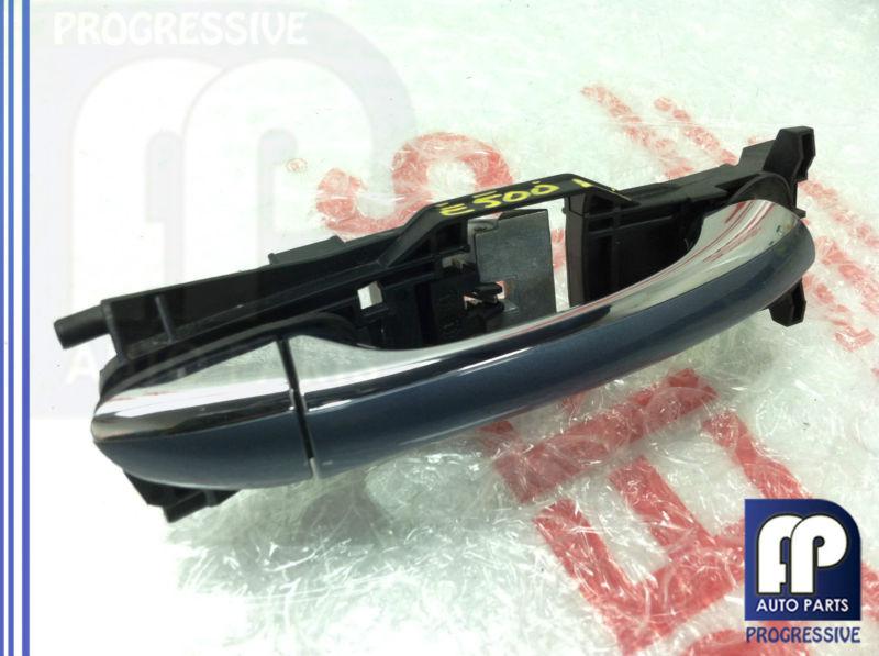 2003 w211 mercedes benz e500 front right passenger exterior door handle oem 