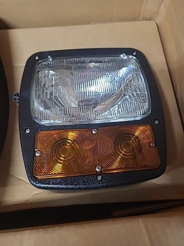 (1) MEYER & UNIVERSAL PLOW LIGHT DRIVER OR PASSENGER SIDE MADE BY TRUCK-LITE 640, US $100.00, image 2