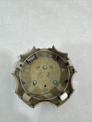 Single OEM 2001-2007 Toyota Highlander Hyper Silver Center Cap 42603-48020, US $4.99, image 3