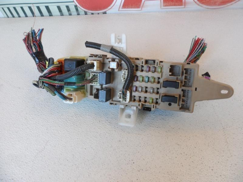 Purchase 00 LEXUS GS300 FUSE BOX in Sacramento, California, US, for US