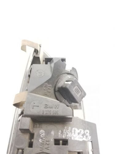 Bmw 3 e46 2001 left rear seat light 8375585 arb662-