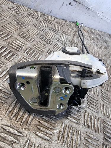 TOYOTA AYGO DOOR LOCK REAR LEFT 1.0L PET MAN HATCHBACK 2016 DOOR LOCK REAR LEFT, US $, image 6