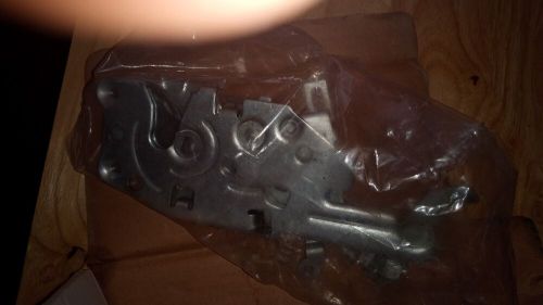 1970 - 1981 chevy camaro f body door latch lock mechanism assembly  rh