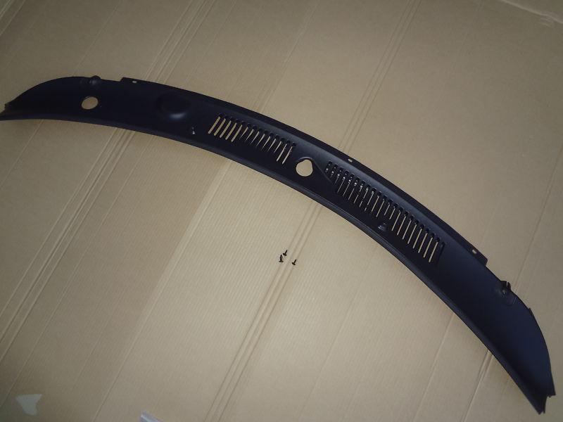 2003 - 2004 mustang svt cobra 4.6 coupe cowl grill trim sku# j162