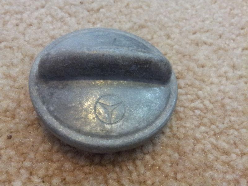 Mercedes benz oem fuel gas cap 1975
