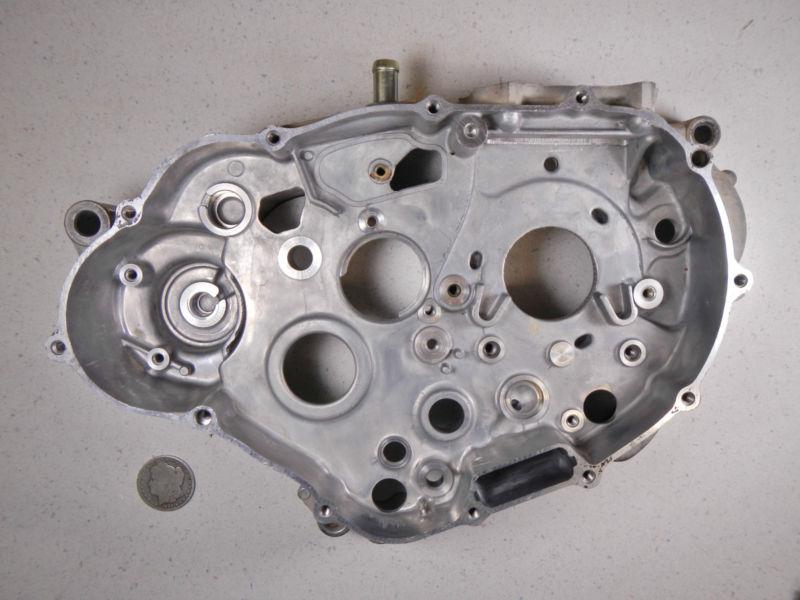 85 honda atc250es left side engine motor crankcase crank case