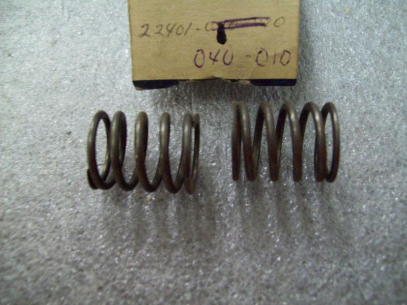 Genuine honda clutch spring (2) z50 qa50 22401-040-010 new nos