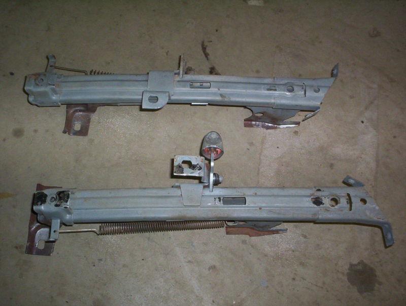 1953 1954 Chevrolet car front bench seat frame floor mount track guide set pair, US $79.99, image 2