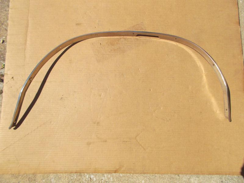 1968-1970 dodge charger rt wheel well moulding  trim right front fender