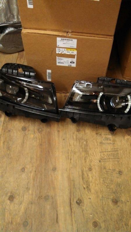 2014 camaro rs new oem headlights w/halos and hid's