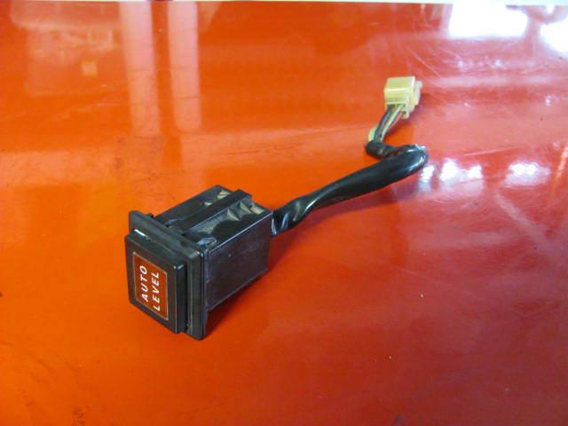 Suzuki cavalcade (gv1400) auto level switch