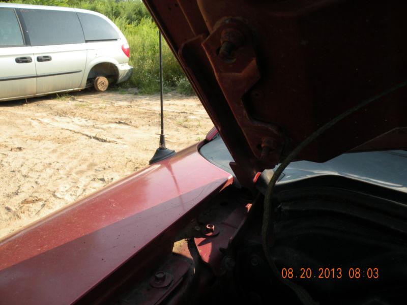 Purchase 1994 FORD MUSTANG RIGHT HOOD HINGE 195277 in Woodhull, New