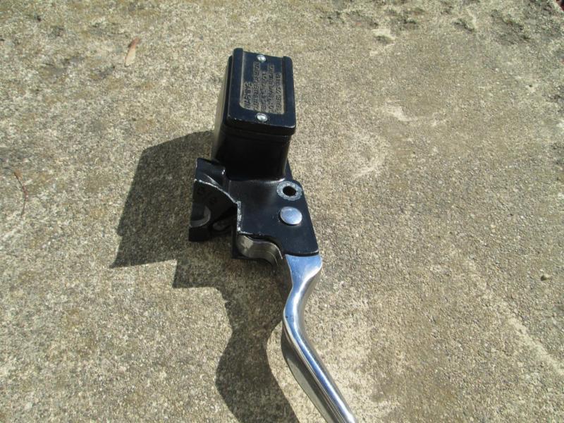 Buy HARLEY DAVIDSON FRONT BRAKE MASTER CYLINDER WITH BRAKE LEVER 5/8 in
