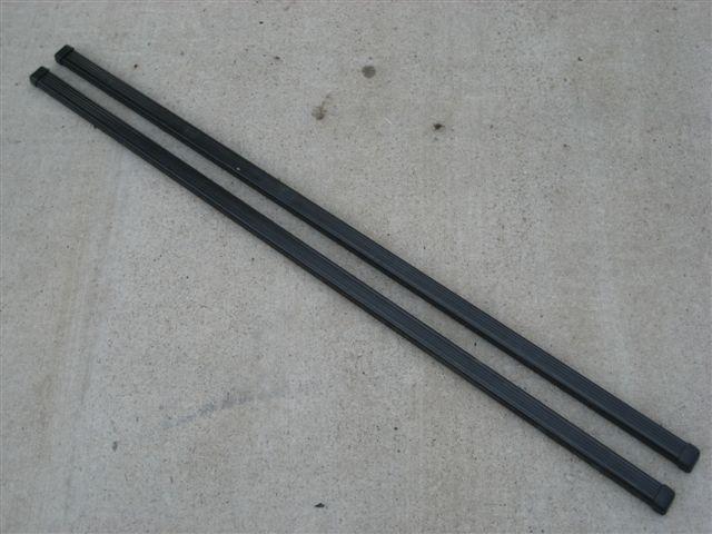 Thule lb50 50" roof rack load bars crossbars with endcaps great condition!