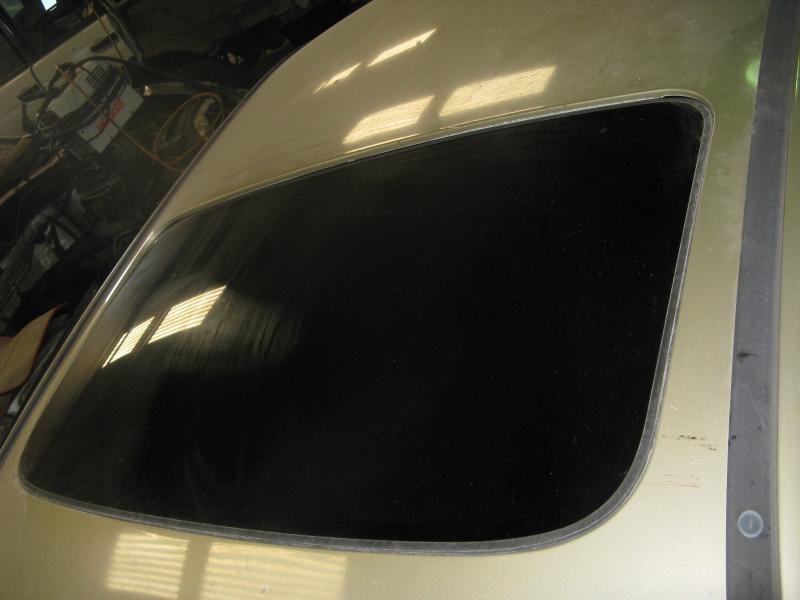 Buy 01 02 03 04 VOLVO S40 SUNROOF ASSEMBLY W/ MOTOR GLASS AND FRAME in