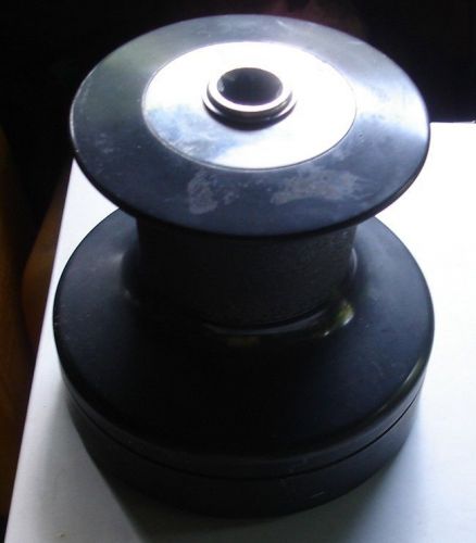 Sailboats winch lewmar type two speed used