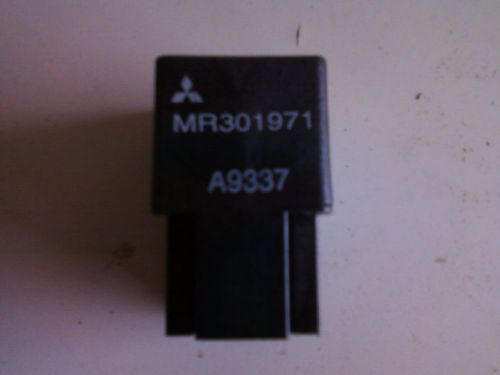 1997-2000 chrysler sebring,/ mitsubitshi relay,part# mr301971