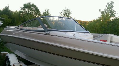 Curved glass windshield starboard and side panel only see pics 95 larson 214 sei
