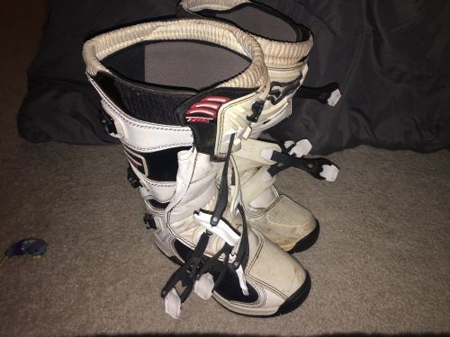 Fox comp 5 boots size 8