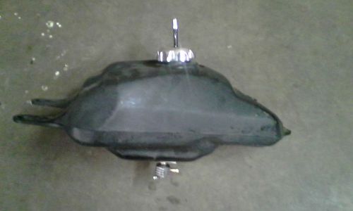 Yfz 450 gas tank with billet cap and pingle. drag.