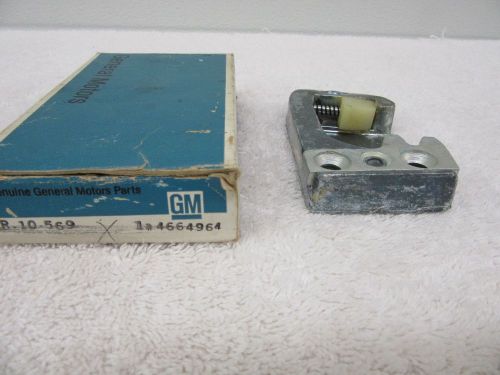 Nos 1954-1962 chevy corvette pontiac buick olds lh striker plate gm 4664964 dp