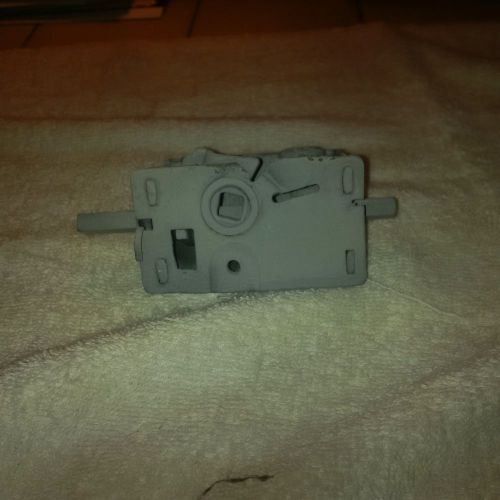 International scout 2 tailgate mechanism