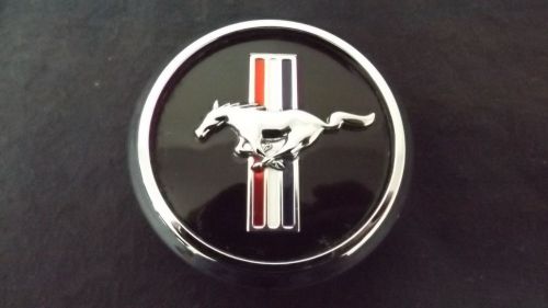 Ford mustang gt wheel center cap chrome black 5w1j-1a096-ba