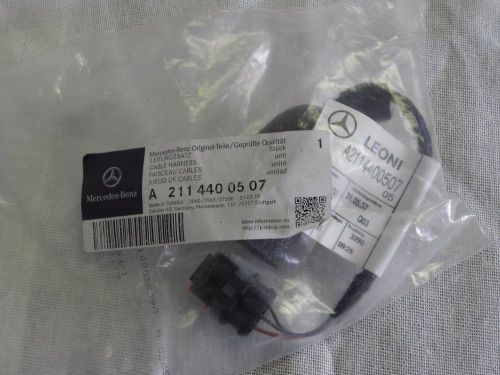 Mercedes-benz &#034;fuel pump wiring harness&#034; a2114400507- genuine