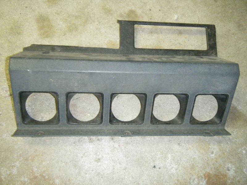 Find JEEP WRANGLER YJ 8791 SPEEDO AND TACH GAUGE CLUSTER HOUSING in