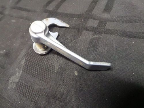 1982 EVINRUDE E25ELCNE 25HP COWL LATCH HANDLE 321318 JOHNSON MOTOR OUTBOARD, US $23.99, image 4