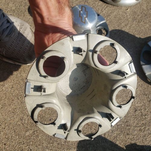 Set 4 Chevy S10 Blazer Wheel Center Caps 99 00 01 02 03 04 05 15731941 Hubcaps, US $78.00, image 5