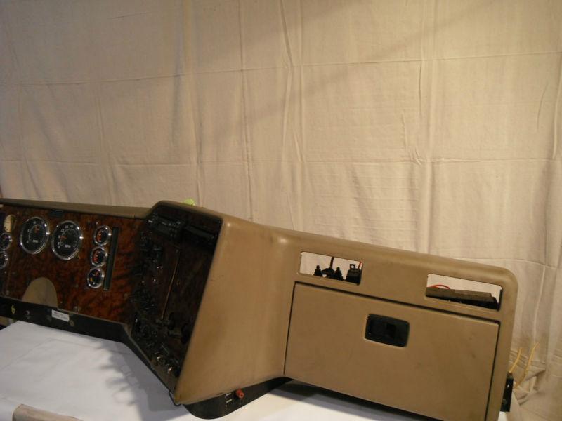 2006 International Dash With Wiring, US $200.00, image 2