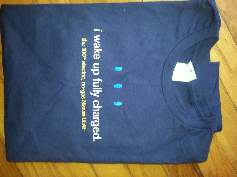 Nissan leaf t- shirt new mens sz l " i wake up fully charged" the 100% electric 