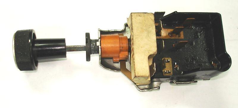 Headlamp switch camaro 1979 1981 w/ nut & knob used