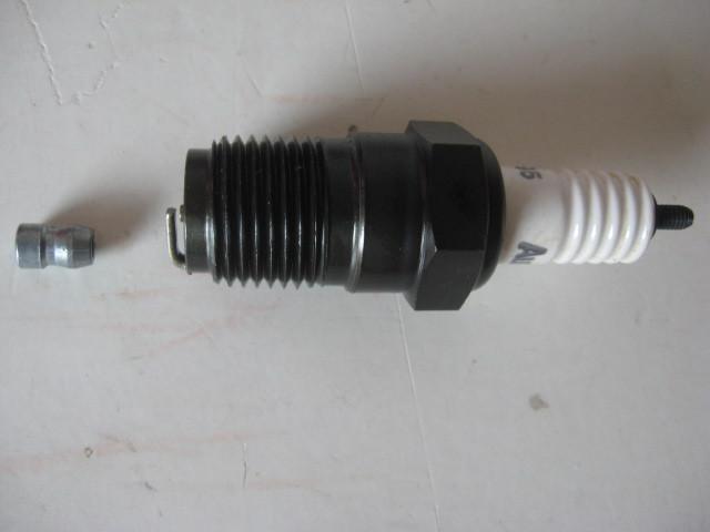 Many vintage hit miss tractor autolite 3095 spark plug 1/2" thread