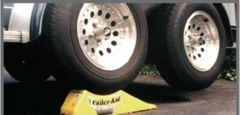 Camco trailer aid tandem tire changing ramp camper horse trailer cargo pop up 