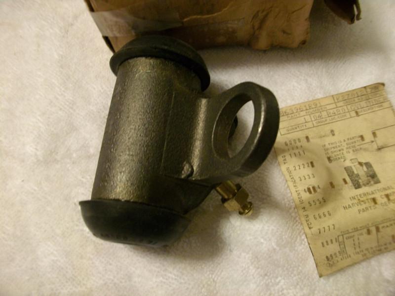 IHC International Harvester Travelall Travelette Front Brake wheel cylinder RH, US $39.95, image 5