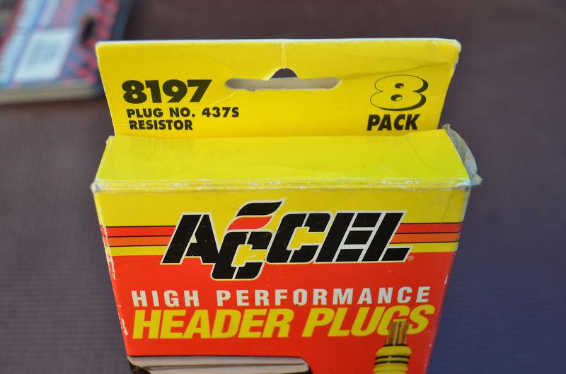 Accel u groove p/n 8197 no 437s shorty spark plugs ac r44s full set of 8 gm cars