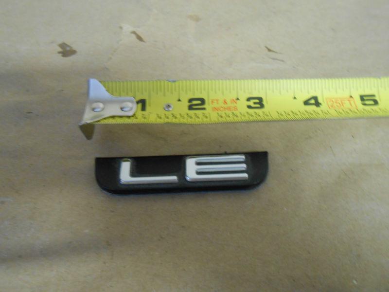 1998,98,99,00,01 mazda b4000 le fender emblem oem free shipping