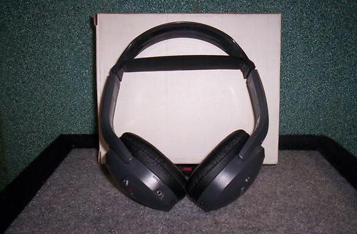 New road rage wireless ir headphone. nib 