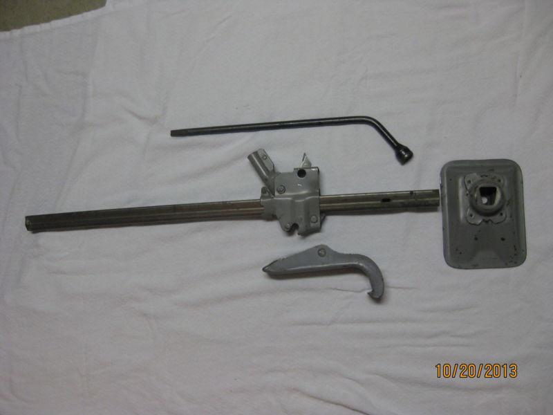 Very nice oem 1968 chevy ll bumper jack original paint, no rust chevelle, camaro