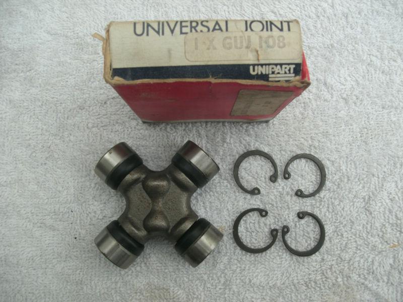 Jaguar drive shaft universal joint
