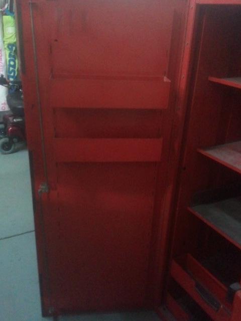 SNAP-ON STORAGE CABINET 24X22X62.5 3-SHELVES + 2-PULL OUT SHELVES **PICK UP ONLY, US $700.00, image 5