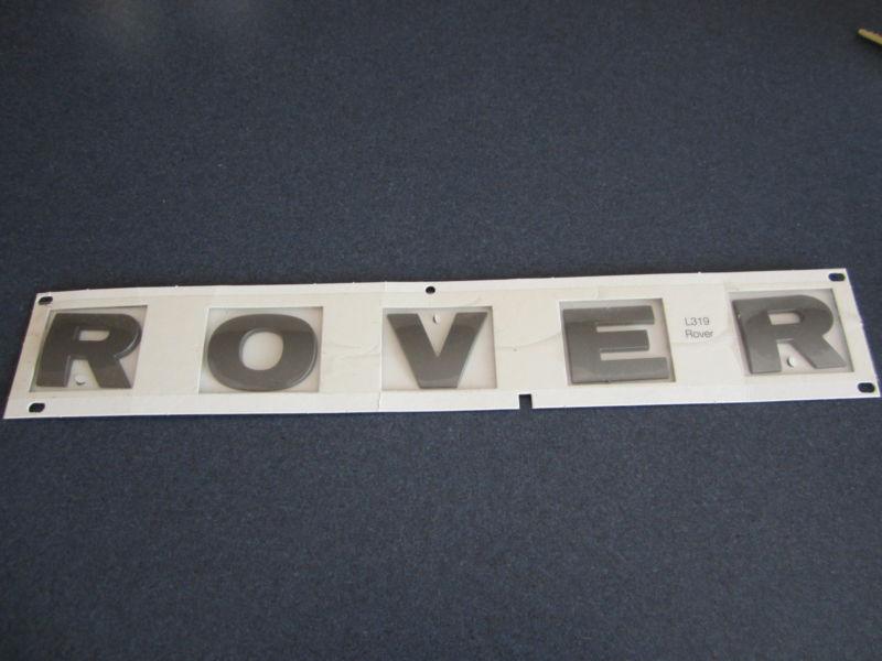 Rover emblem for a land rover lr3 (l319 rover)