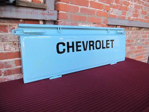 Chevrolet chevy luv pick-up truck tailgate 1976 - 1980