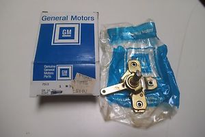1968 1969 1970 1971 chevy gmc truck blazer door latch control   driver side  nos