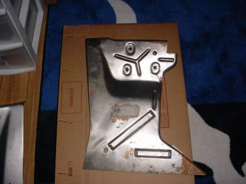 1969-70 ford  mustang left rear inner fender apron