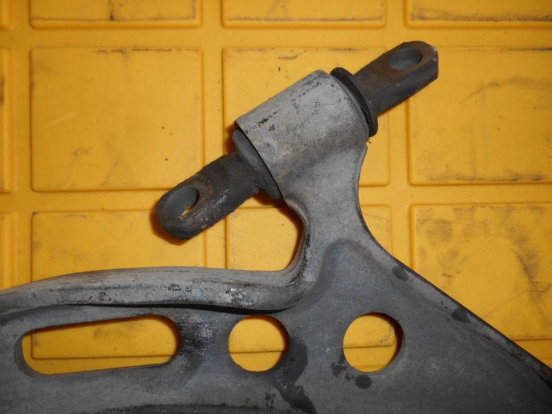 97-01 TOYOTA CAMRY LEFT FRONT LOWER CONTROL ARM DRIVER SIDE 2#D-11, US $34.00, image 4